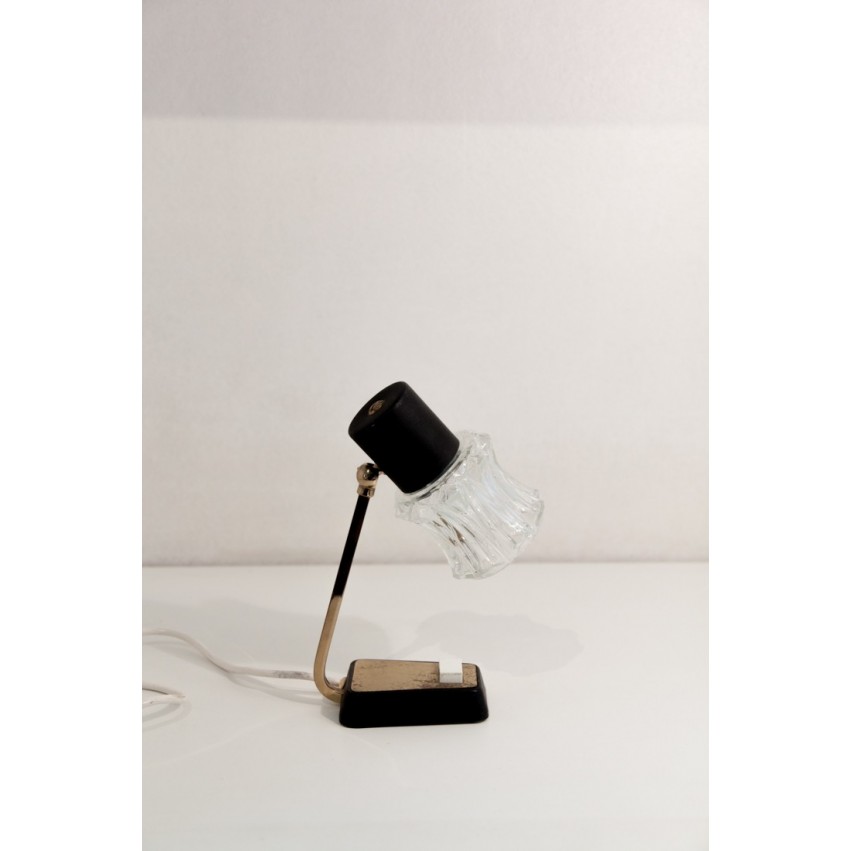Lampe de chevet orientable en laiton et verre taillé