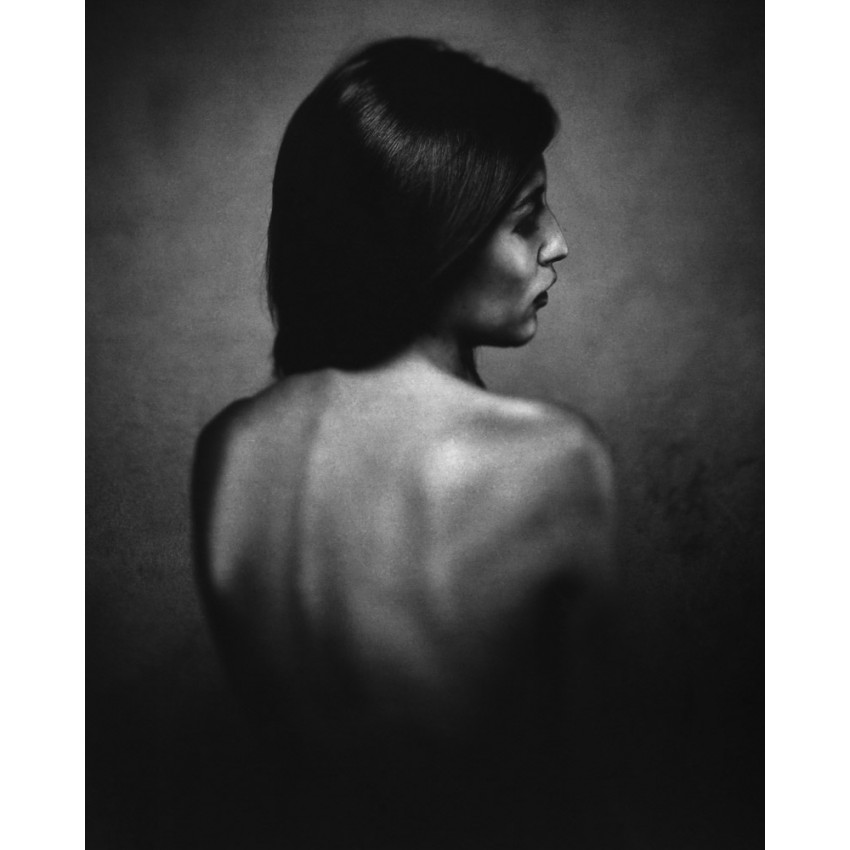 Portraits et bustes de femmes nues en noir et blanc