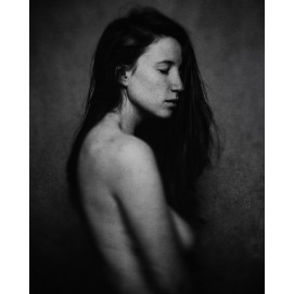 Portraits et bustes de femmes nues en noir et blanc