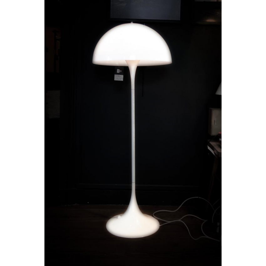 Lampadaire champignon Panthella de Verner Panton