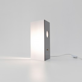 Lampe en plexiglas noir et blanc LPA-4
