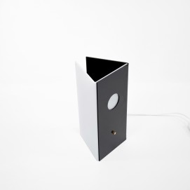 Lampe d'appoint en plexiglas noir et blanc LPA-4