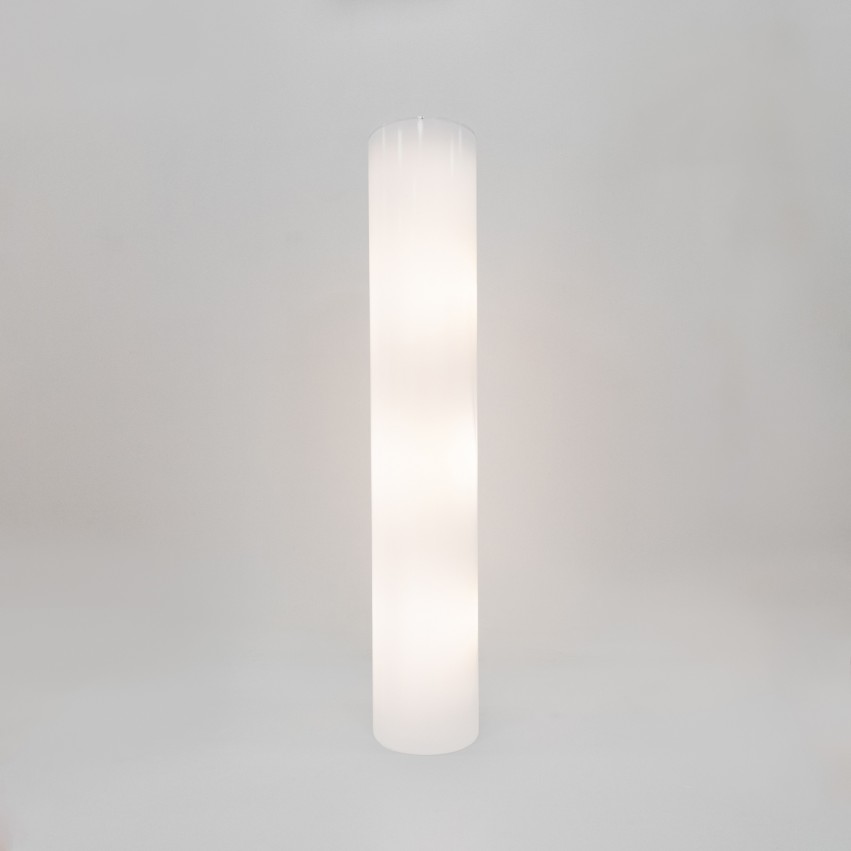 Colonne lumineuse en Plexiglas et couvercle paralume avec poignée