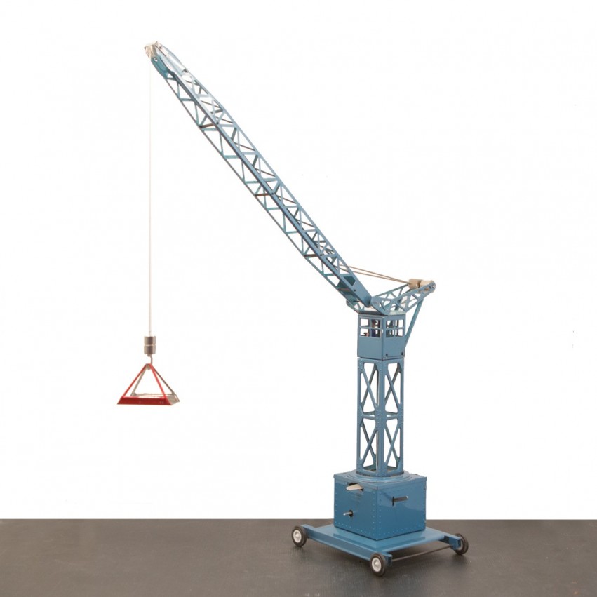 Grue mécanique Joustra en tôle