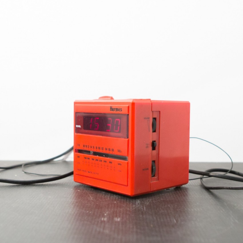Radio-réveil cube Hermès HC 65 rouge - 1980