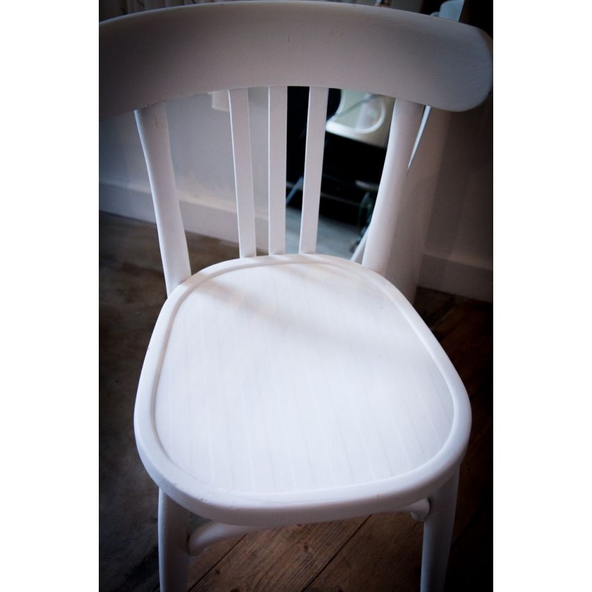 Chaise peinte