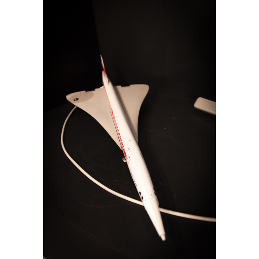 Avion mécanique