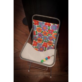 Chaise haute poupée