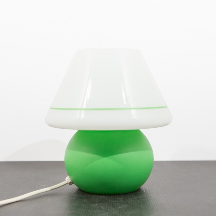 Lampe de chevet en verre vert