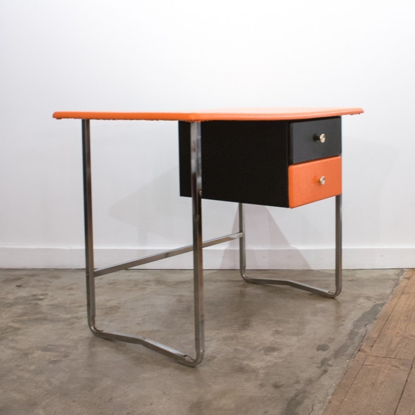 Bureau orange, chrome et noir !