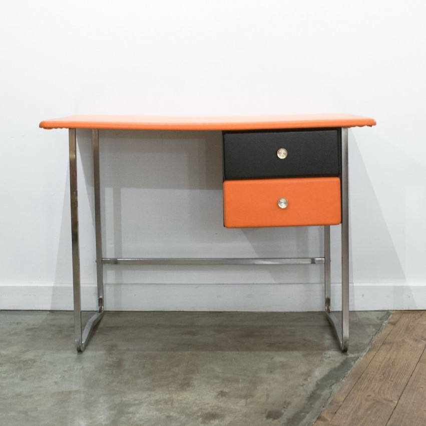 Bureau orange, chrome et noir !