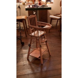 Chaise haute enfant