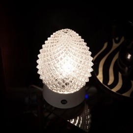 Lampe pomme de pin