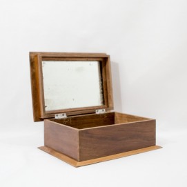 Coffret en bois des années 1950