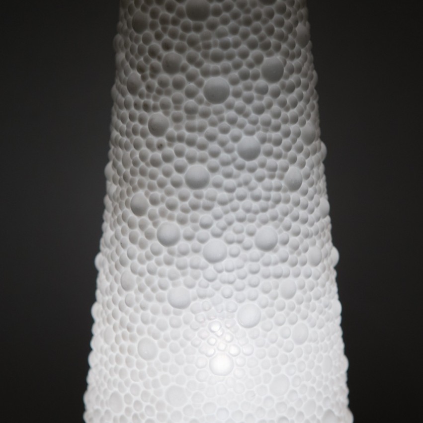Lampe fusée tripode en plastique