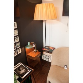 Lampadaire  tablette