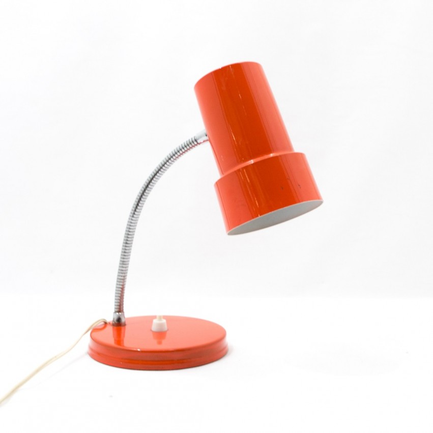 Lampe de bureau en tôle laquée orange