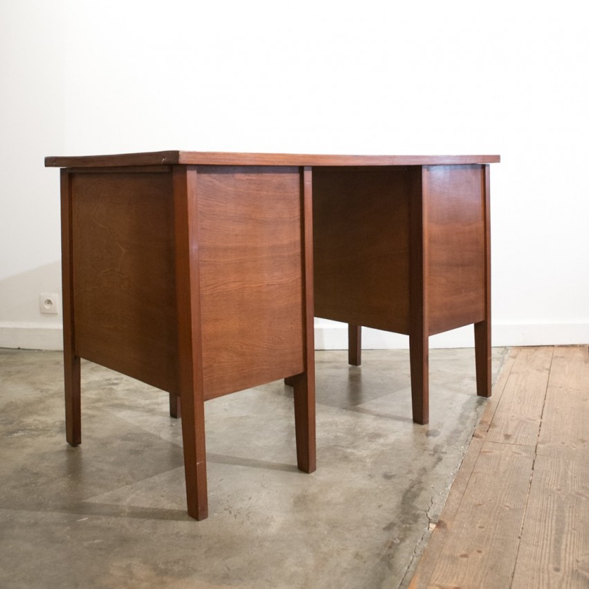 Bureau des années 1950 en bois comportant deux caisers