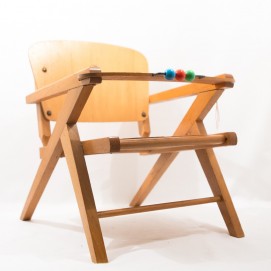 Chaise enfant en bois vintage