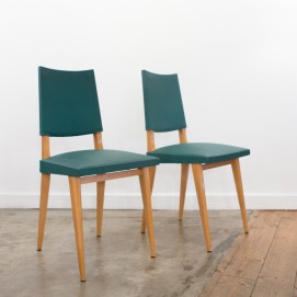 Chaise des années 1950 en bois recouverte de Skaï vert