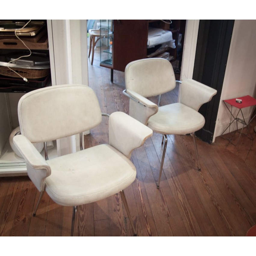 Paire de fauteuils vintage