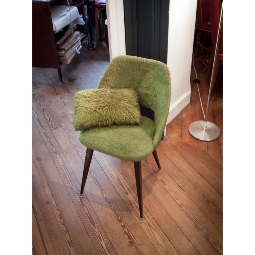 Fauteuil moumoute vert vintage et son coussin