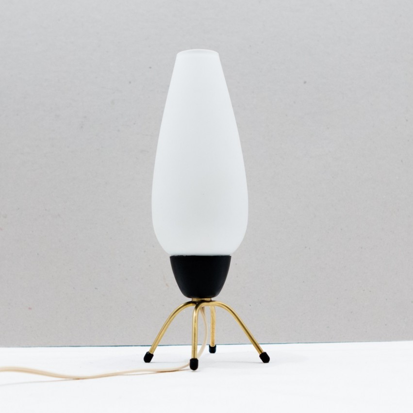 Lampe d'appoint en laiton et opaline