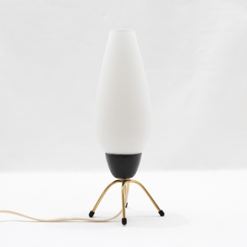 Lampe d'appoint en laiton et opaline