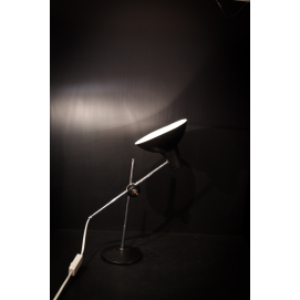 Lampe de bureau noire