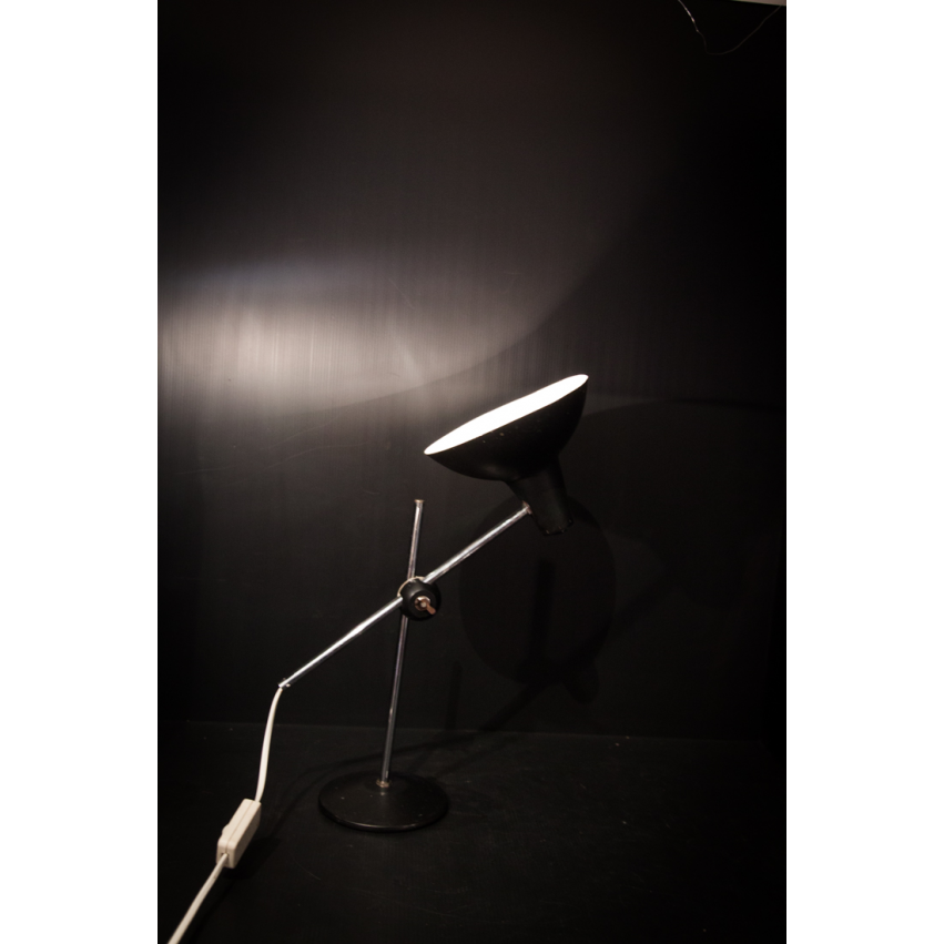 Lampe de bureau noire