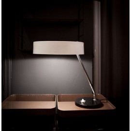 Lampe de bureau en tôle laquée Jumo