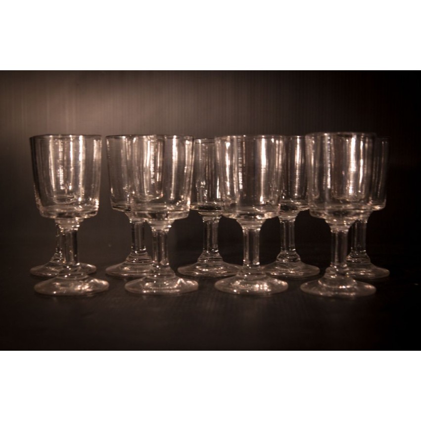 Lot de verres à vin
