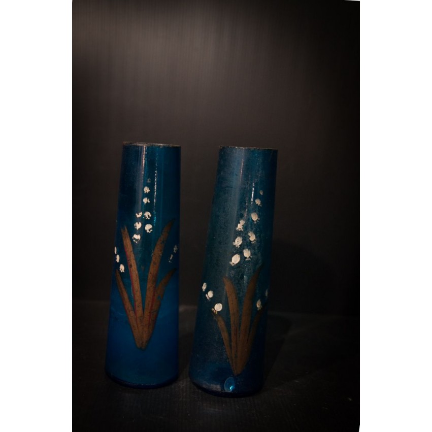Paire de vases peints