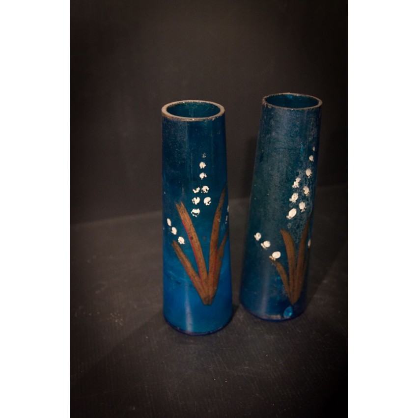Paire de vases peints
