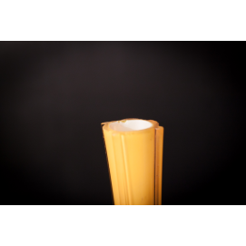 Vase jaune