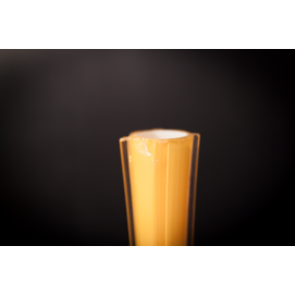 Vase jaune