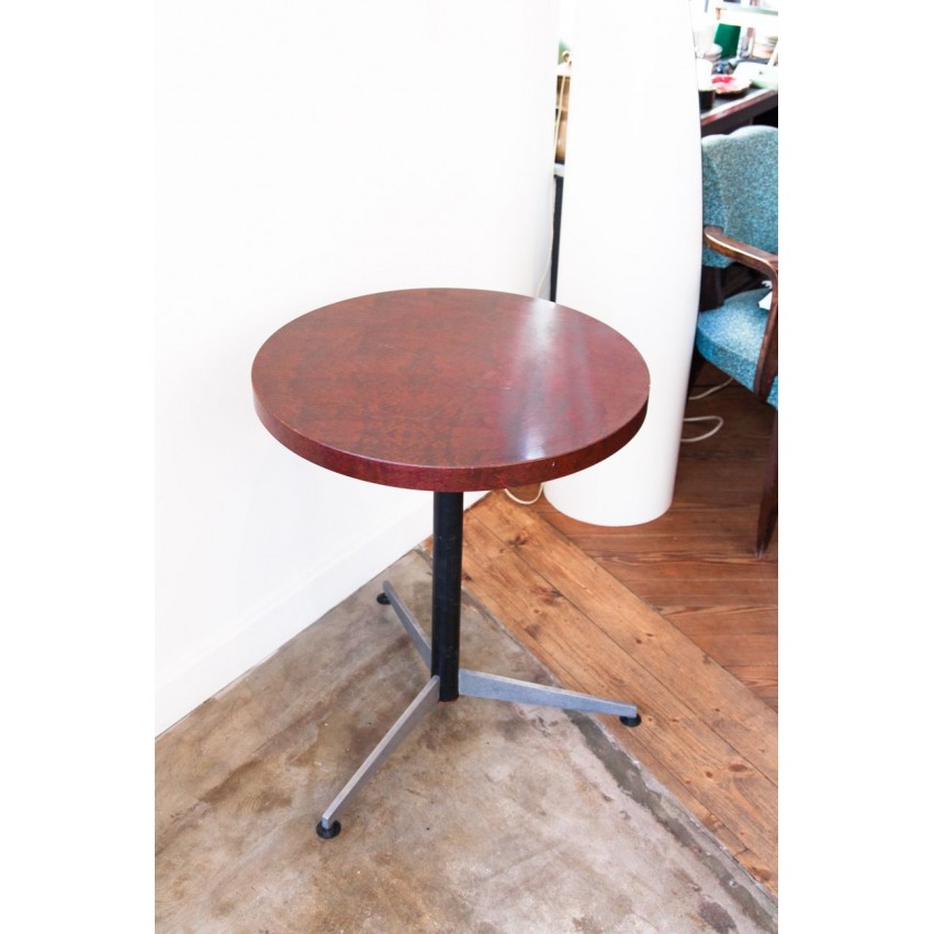 Table bistrot vintage