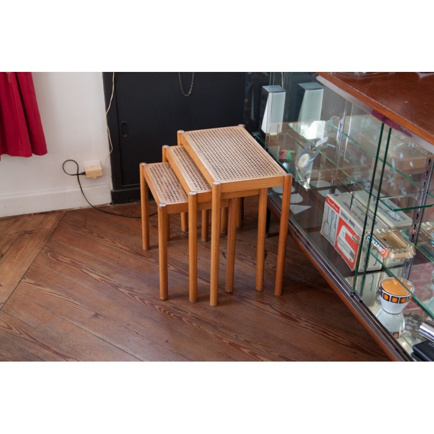 Ensemble de tables gigognes
