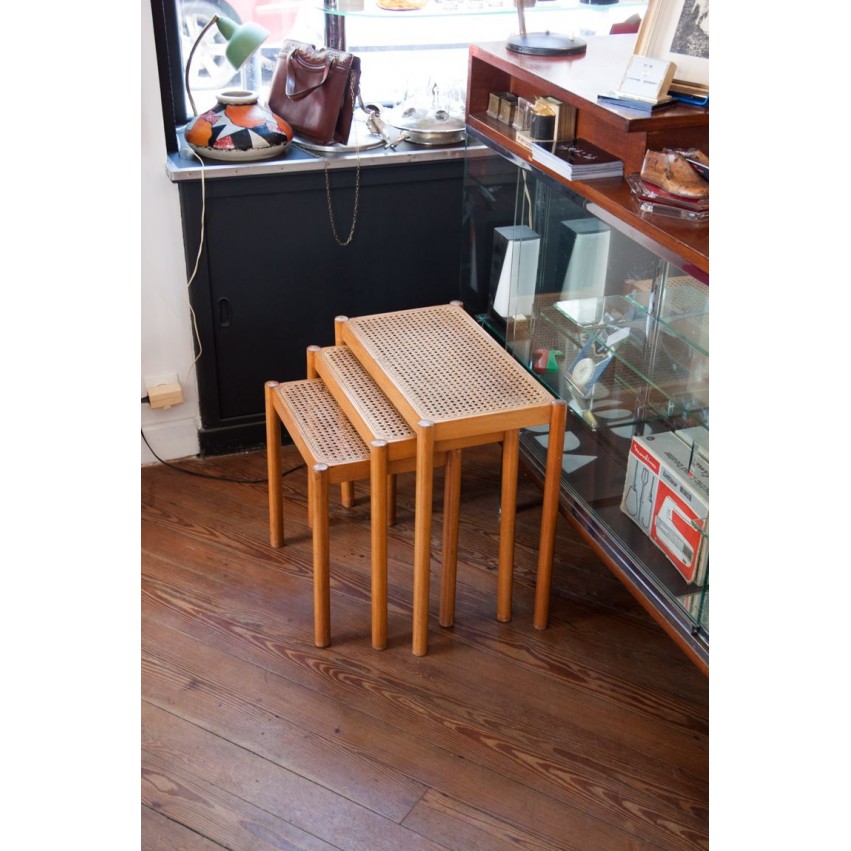 Ensemble de tables gigognes