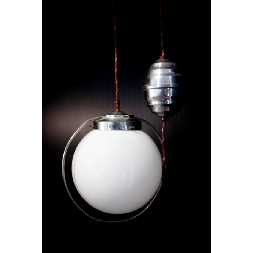 Suspension opaline blanche