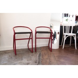 Chaises d'atelier en tube rouge