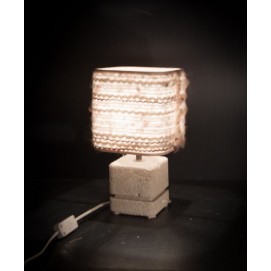 Lampe de table en pierre