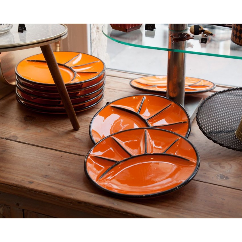 Lot d'assiettes à huîtres