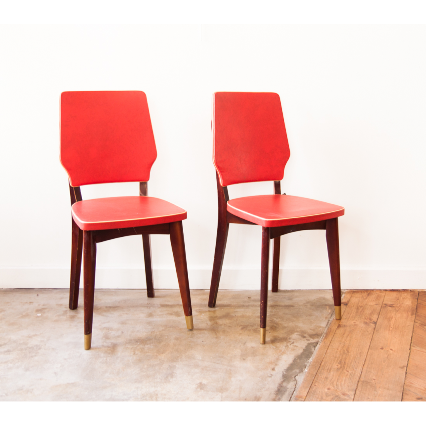 Paire de chaises rouges et vintage