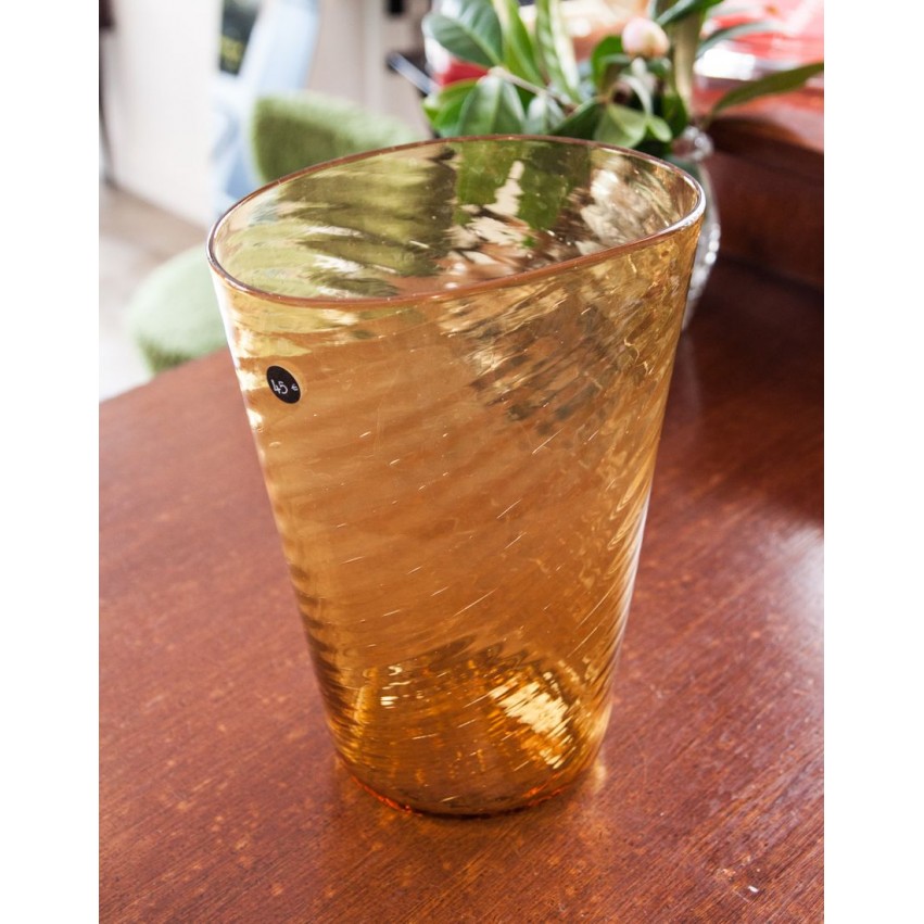 vase