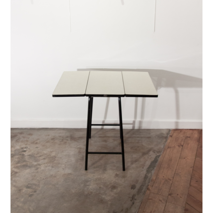 Table Pliante Blanche De Formation - 120x40 Cm - Pratique Et Empilable - Idéale Salle De Réunion