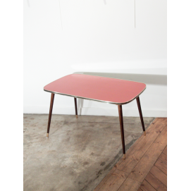 Grande table basse en Formica rouge - Pieds compas